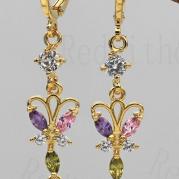 Beautiful Butterfly 🦋 Earrings - Picture 2 of 7